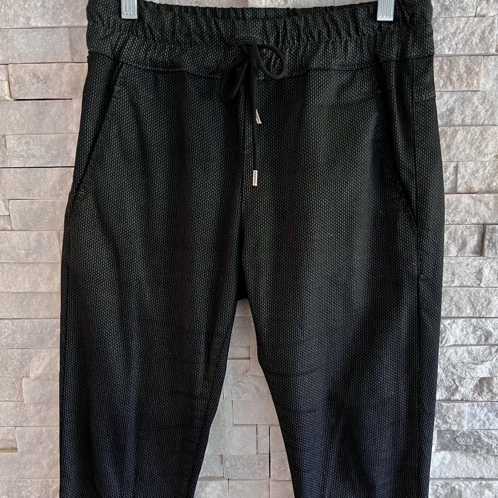 Bevy Flog Shely Drawstring Pants - excellent, like new condition